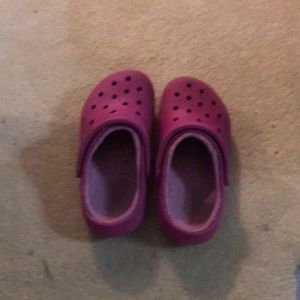 Pink lined fuzzy crocs women’s 6.5 used